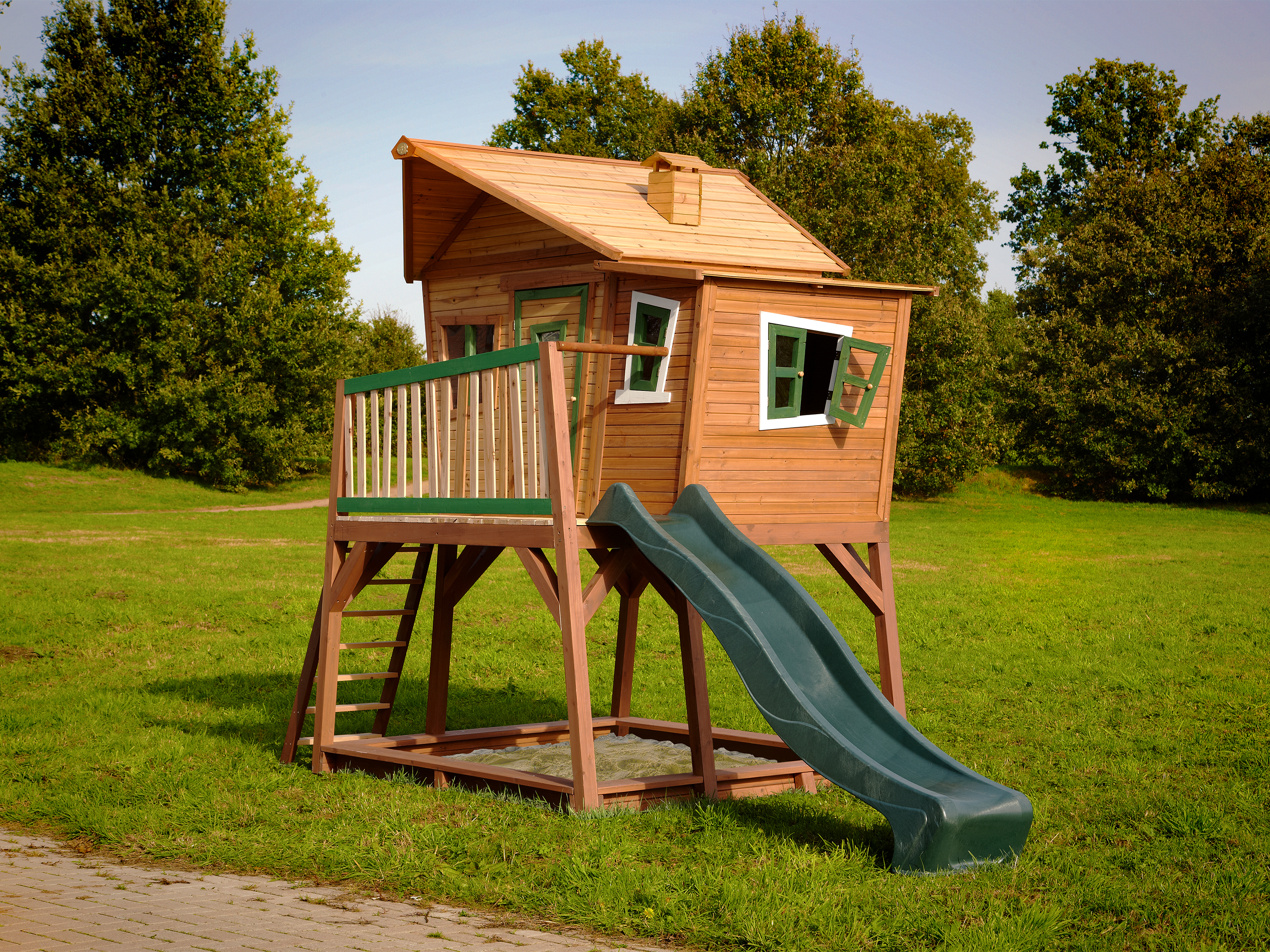 AXI Max Playhouse Brown/Green - Green Slide