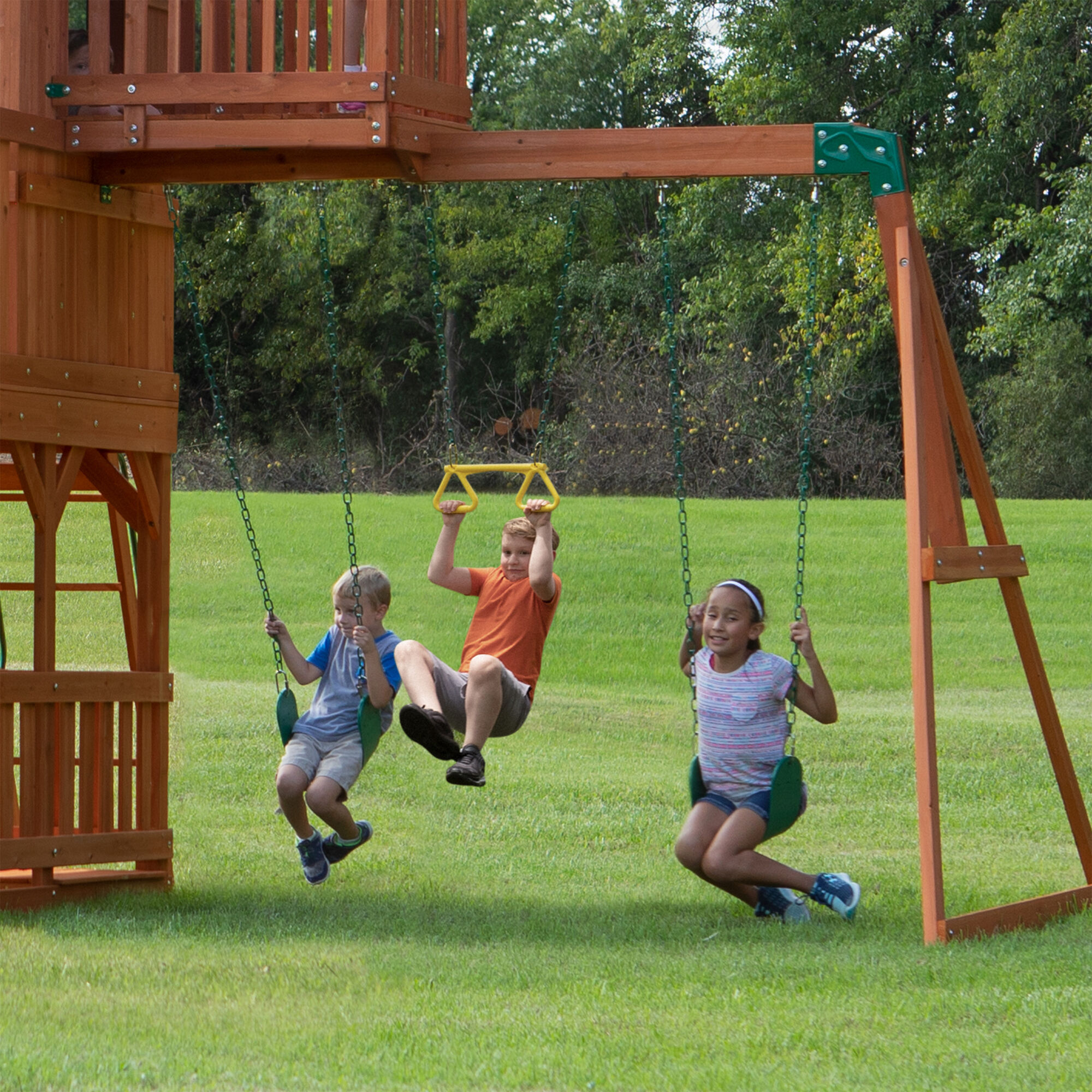 Backyard Discovery Skyfort II Spielturm mit Schaukel, Rutsche, Kletterwand und Aussichtsturm