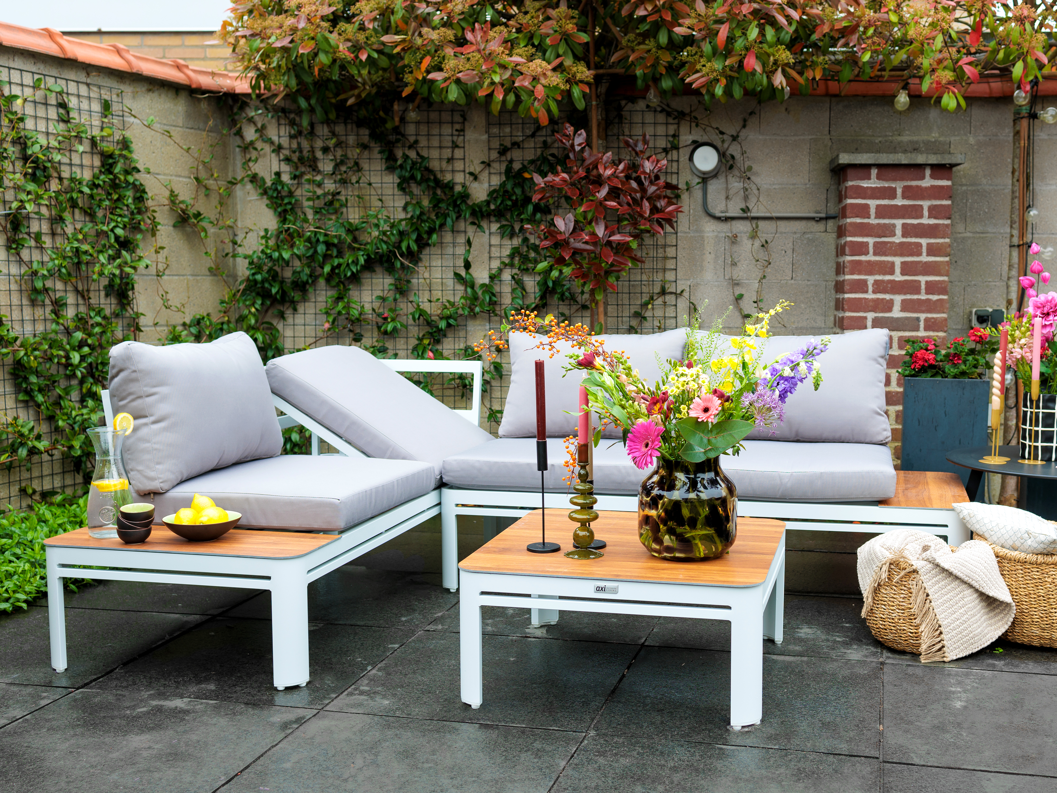 AXI Eos Lounge Set with Lounger White with Wood-Look PSPC