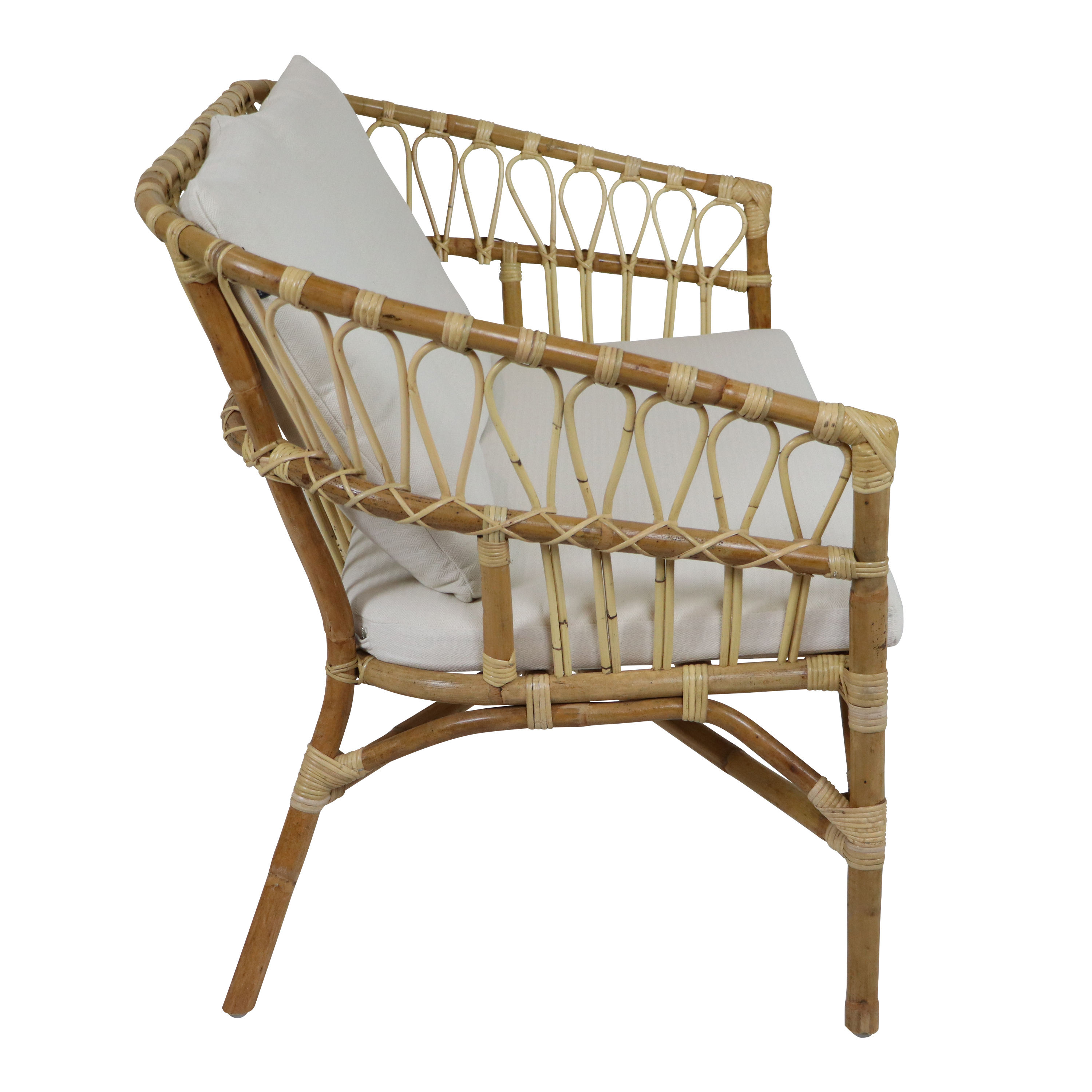 AXI Mary Rattan Lounge Set – 4-Piece with Sofa, Table, and 2 Chairs Natural/White-8720365066238 AXI Mary Rattan Lounge Set – 4-Piece with Sofa, Table, and 2 Chairs Natural/White