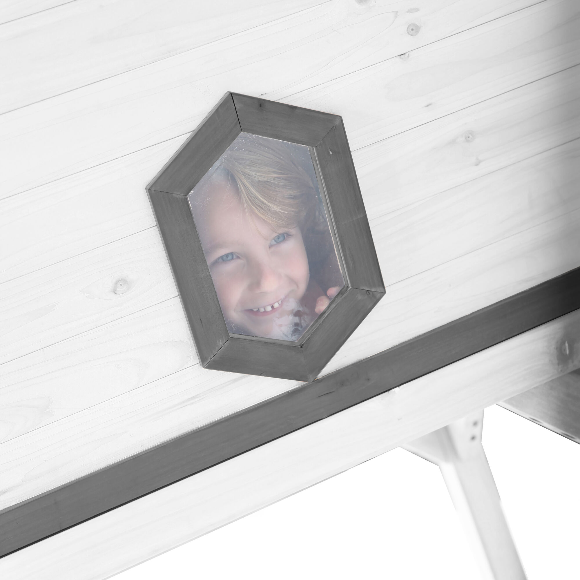 productfoto-mensen AXI Cabin XL Speelhuis Grijs/wit - FSC 100% Hout - 57 cm platform - Blauwe Glijbaan