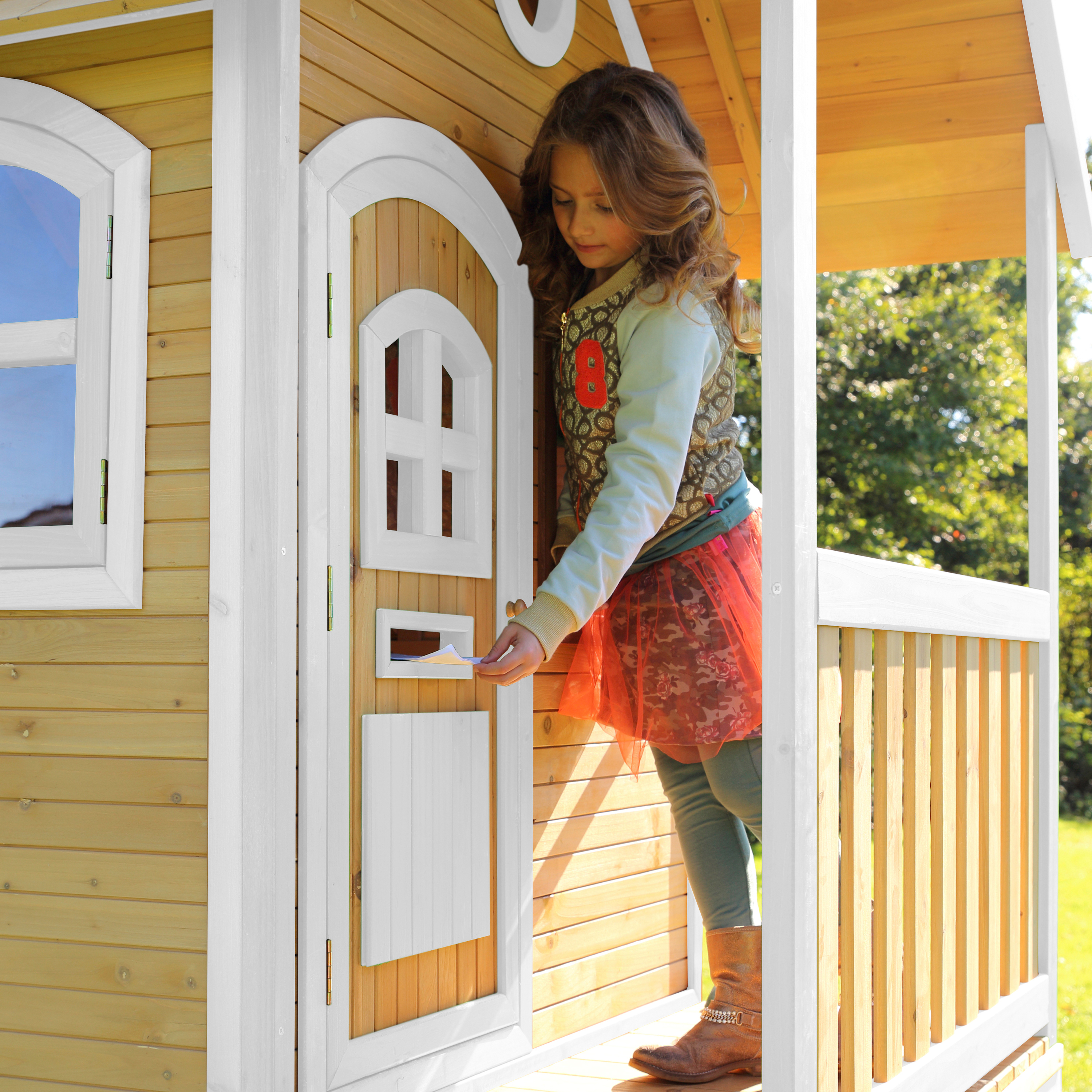 AXI Laura Playhouse Brown/White - Red Slide