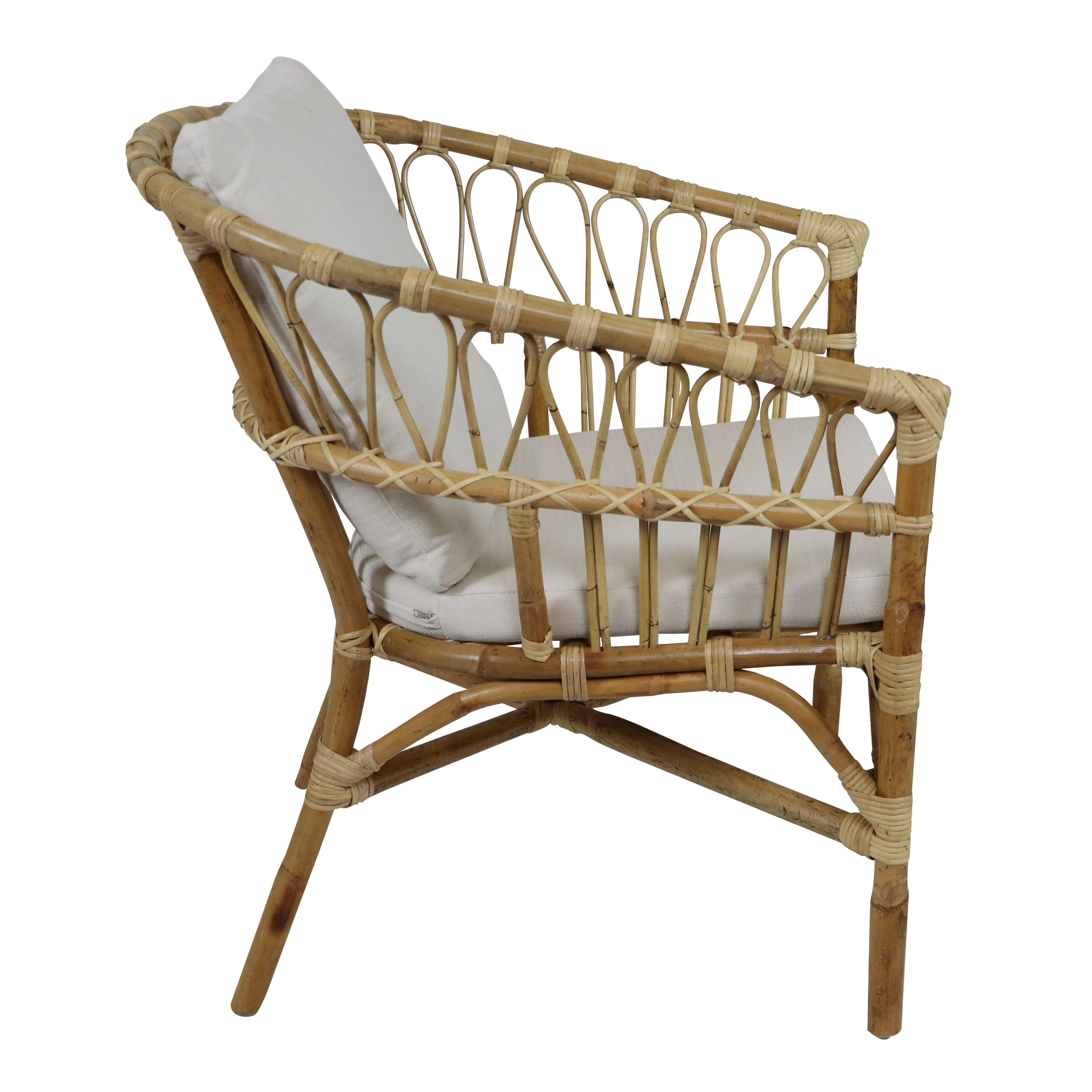 AXI Mary Rattan Lounge Set – 4-Piece with Sofa, Table, and 2 Chairs Natural/White-8720365066238 AXI Mary Rattan Lounge Set – 4-Piece with Sofa, Table, and 2 Chairs Natural/White