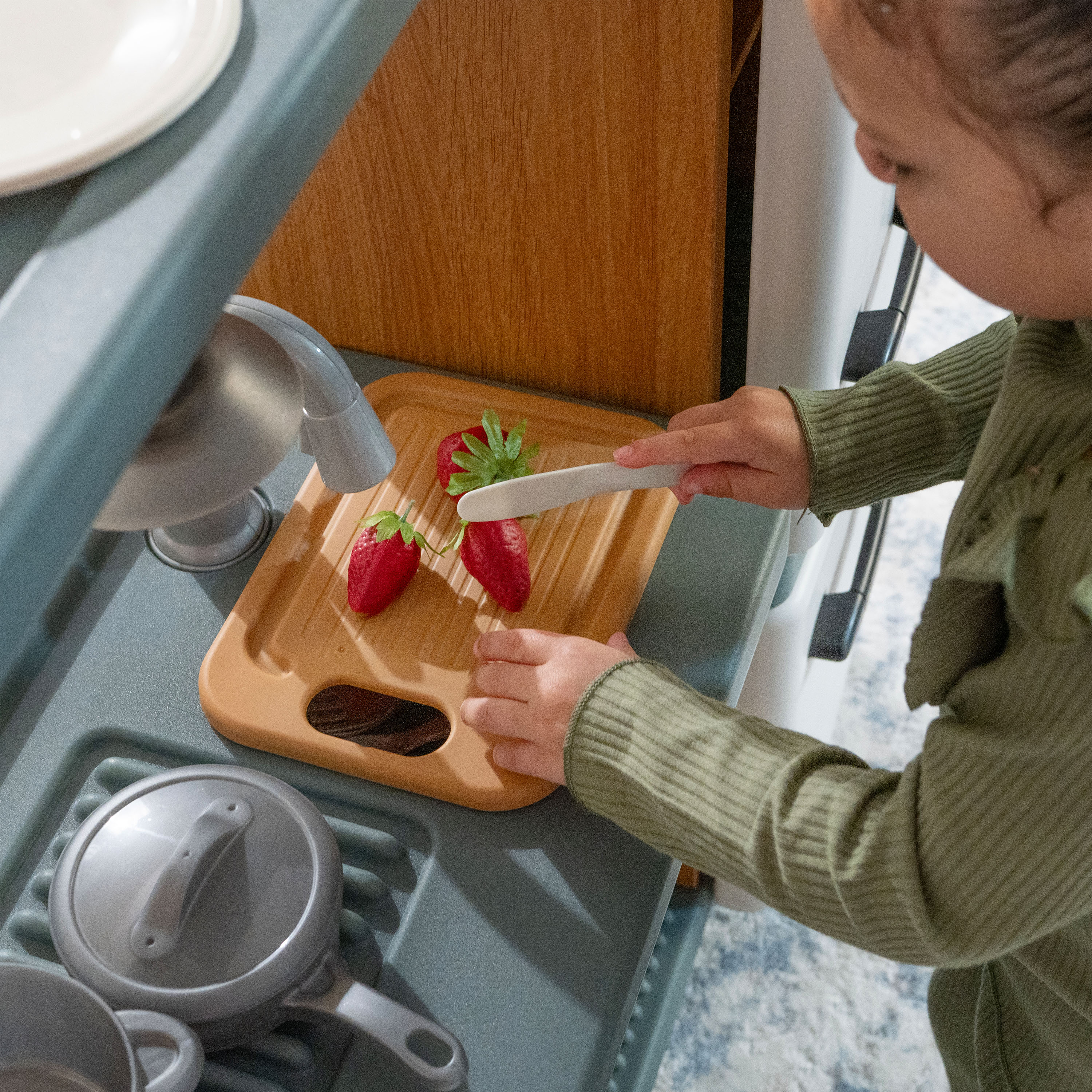 Step2 Harmony Play Kitchen