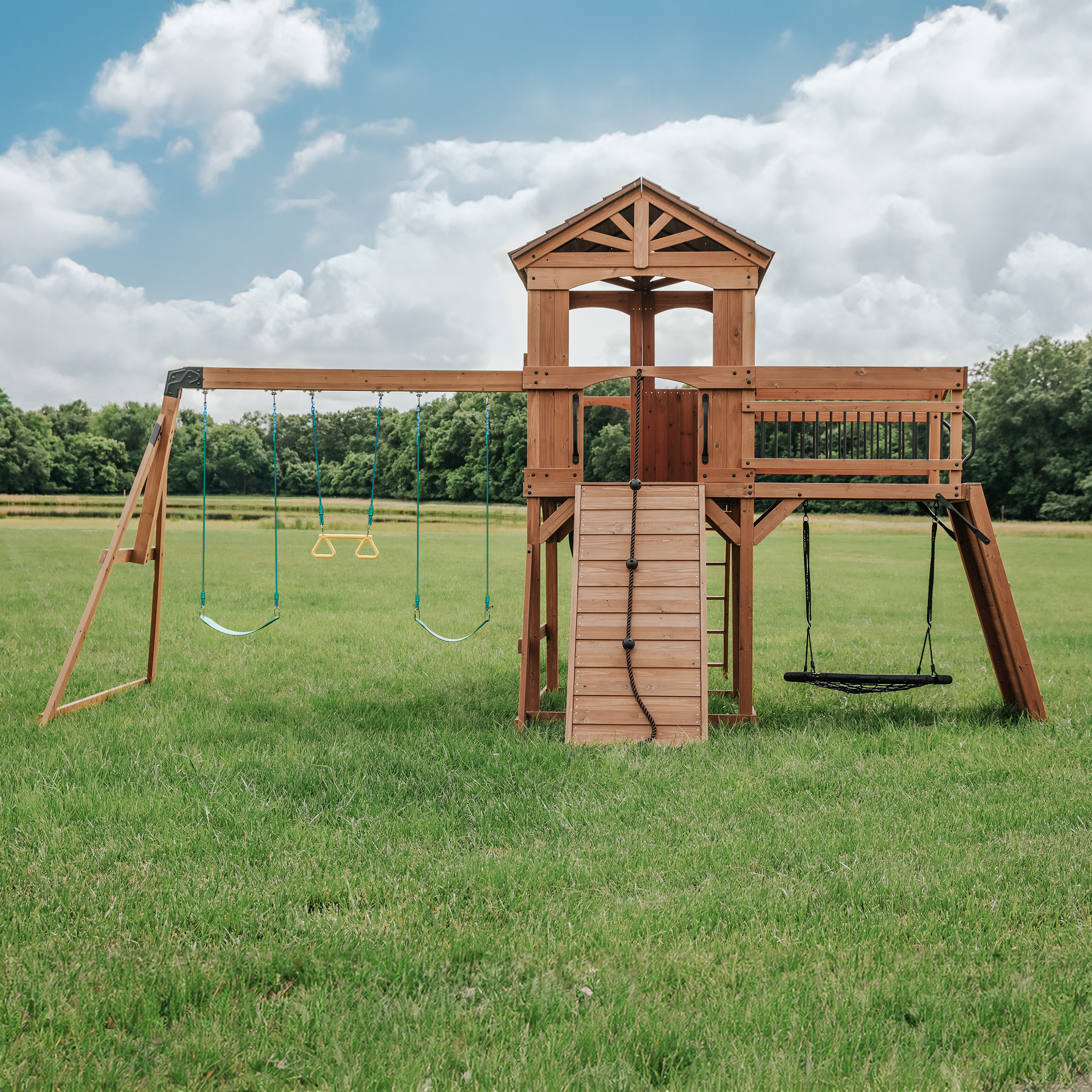 Backyard Discovery Sterling Point Spielturm mit Rutsche und 3 Schaukeln