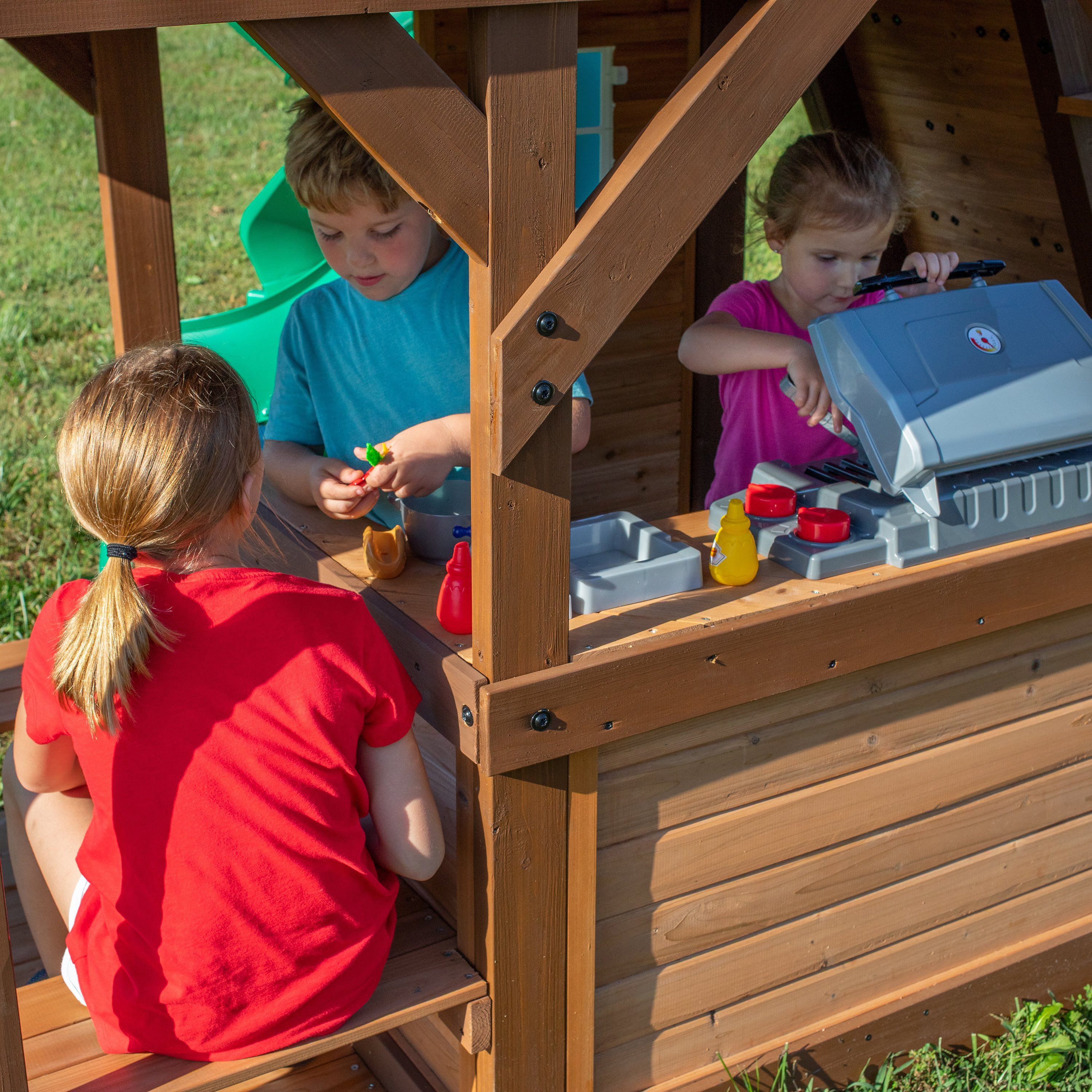 Backyard Discovery Cedar Cove Climbing Frame