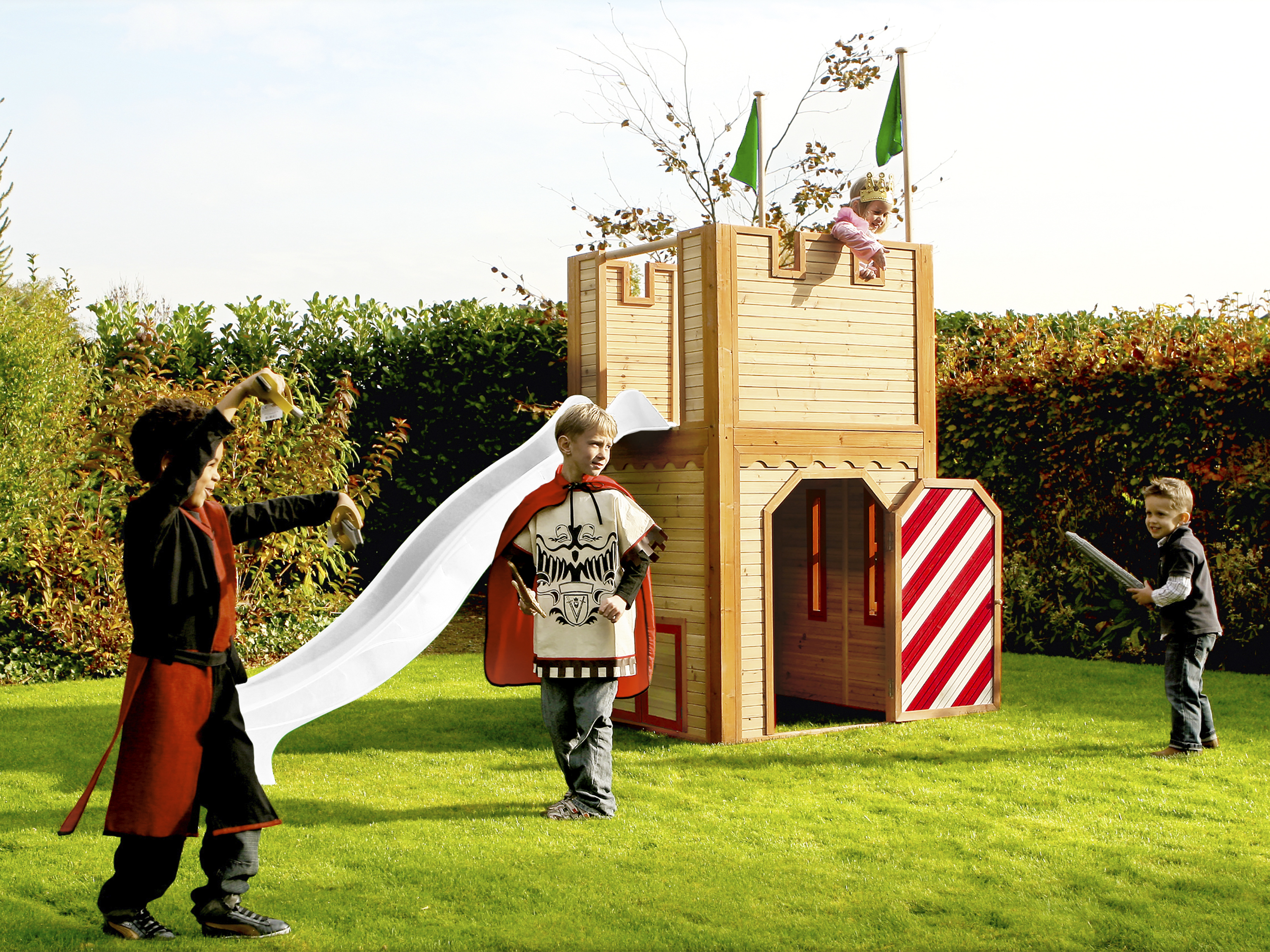 AXI Arthur Playhouse Brown/Red - White Slide-8717973937937 AXI Arthur Playhouse Brown/Red - White Slide