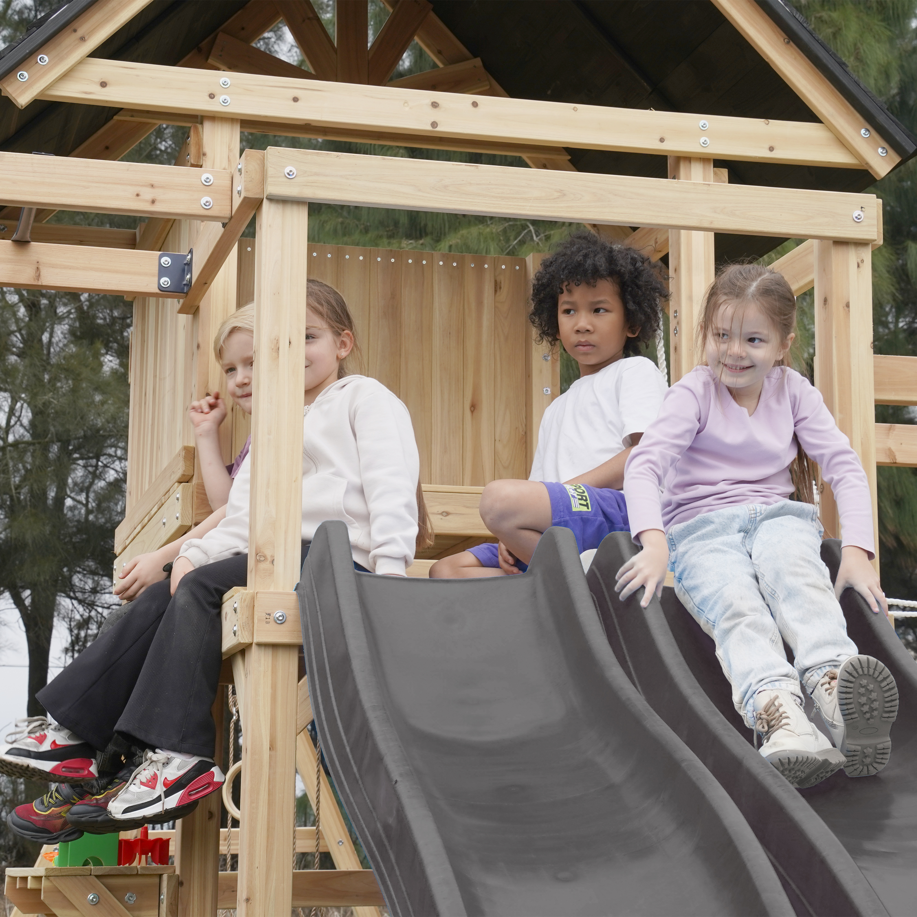 AXI Hunter Climbing Frame with Swings, Climbing Frame, Climbing Bridge and Multiple Platforms – Grey Double Slide