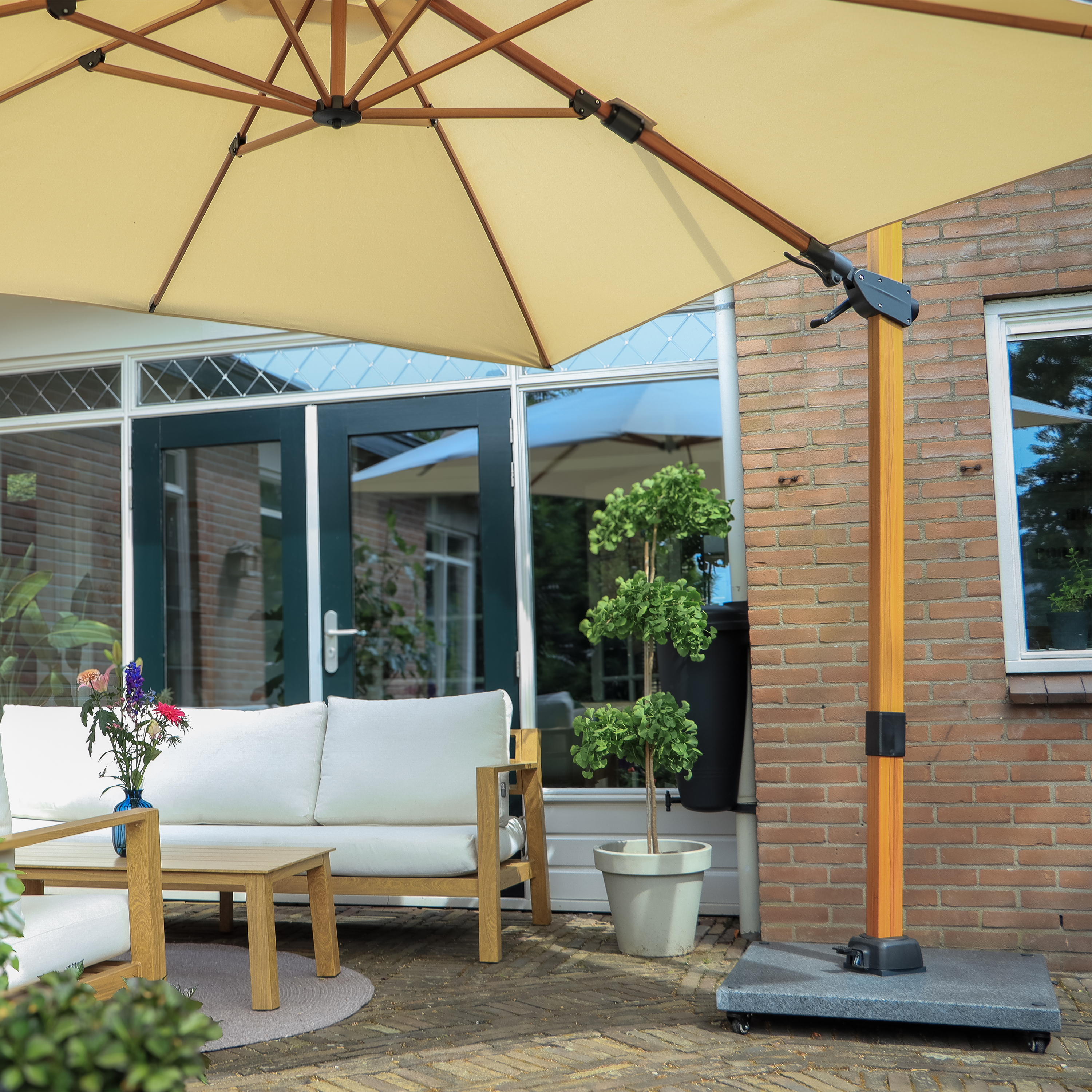 AXI Apollo Premium Cantilever Parasol 300x300cm - Wood-look/Beige