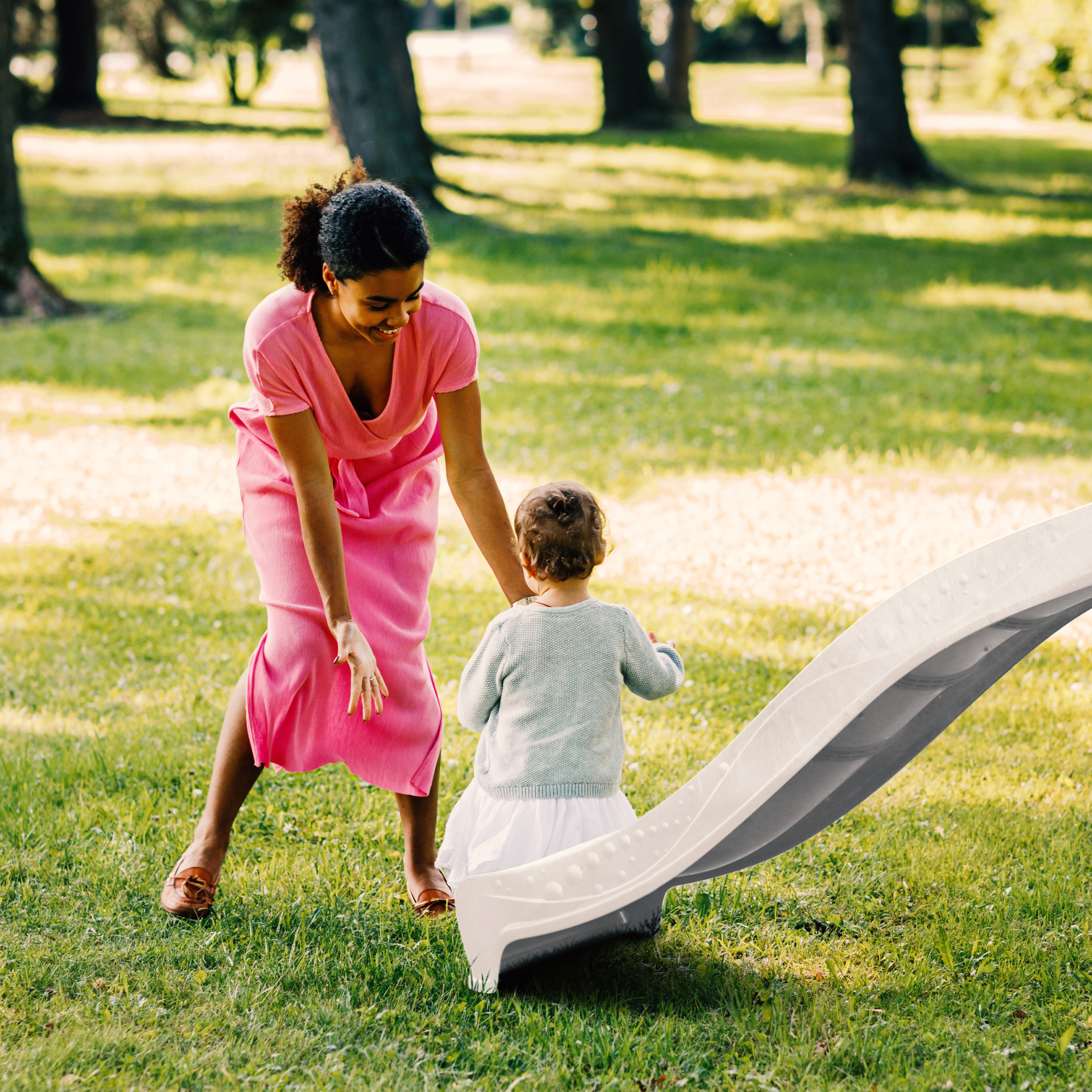 AXI Beach Tower with Roxy Nest Swing Set Grey/White - White Slide-8717973936558 AXI Beach Tower with Roxy Nest Swing Set Grey/White - White Slide