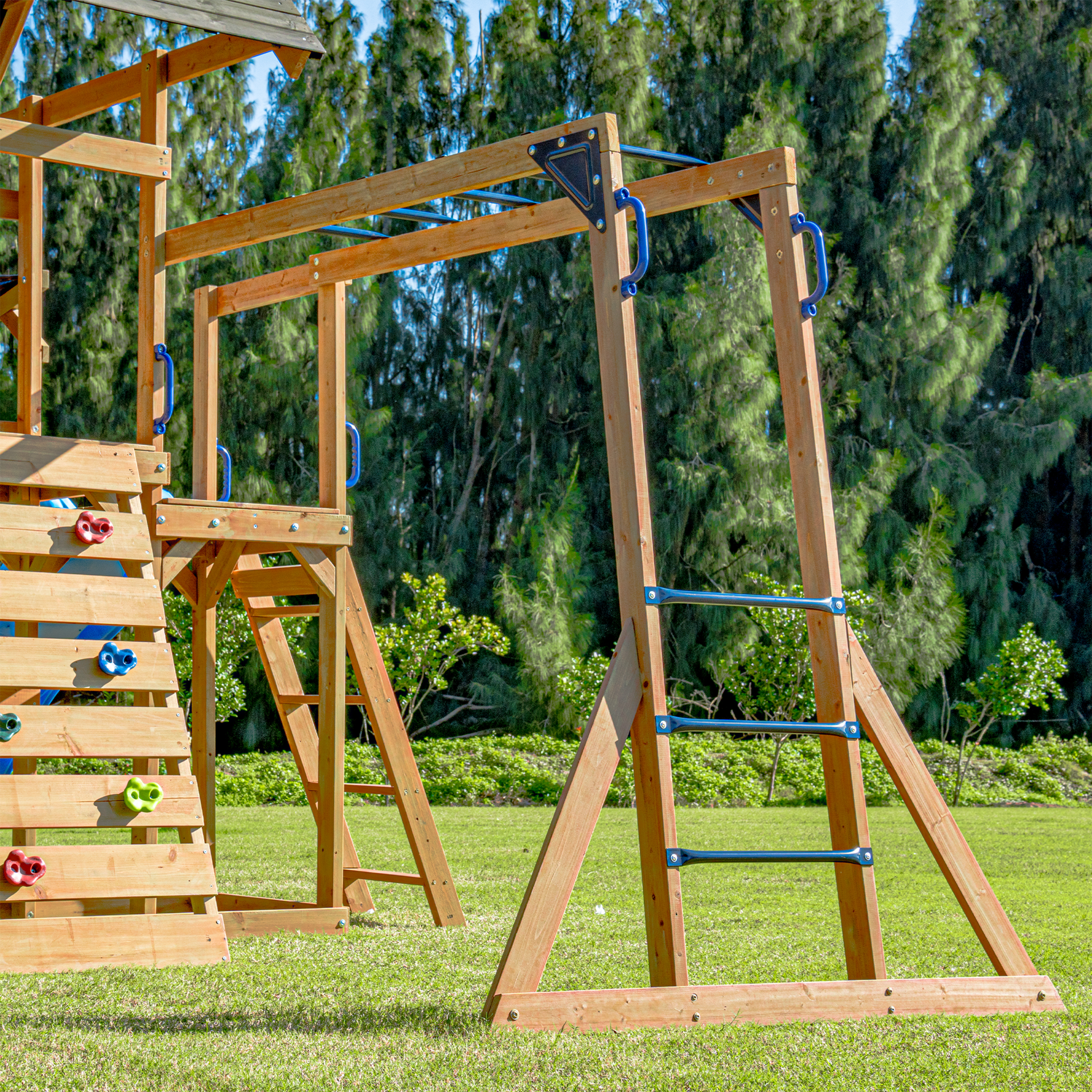AXI Mitch Climbing Frame with Double Swing, Trapeze and Lookout Tower – White Slide
