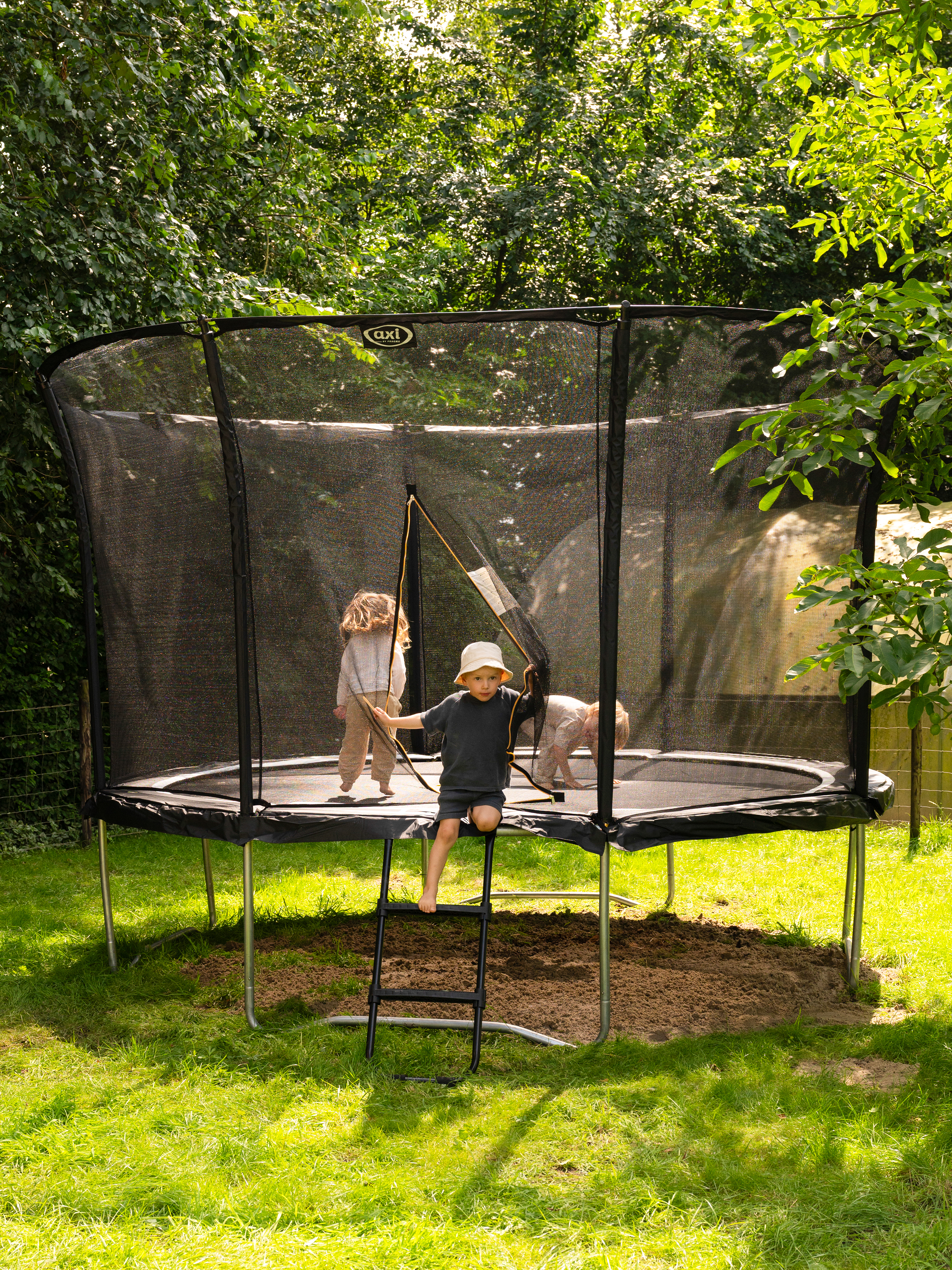 AXI Denver Trampolin Rund mit Leiter und Netz Ø 366 cm Schwarz - Onground