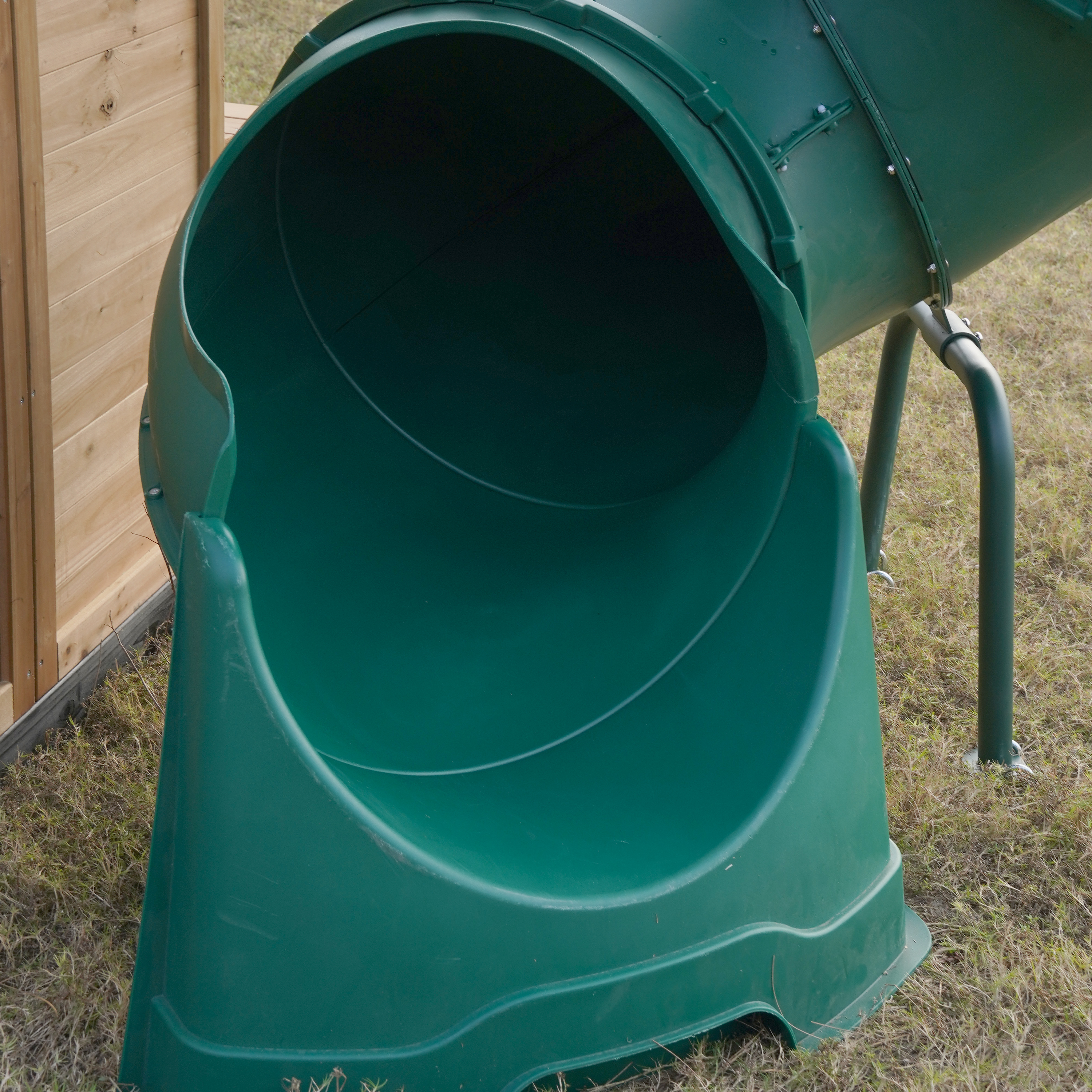 AXI Noud Climbing Frame with Playhouse, Swings, Trapeze and Climbing Wall – Purple Slide and Tube Slide