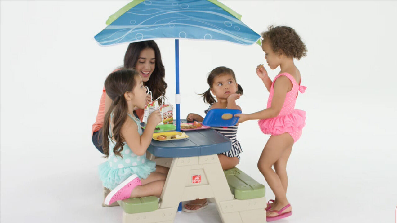 Thumbnail Step2 Sit & Play Picknicktafel met Parasol - Tuinmeubel - Kindermeubel met tafel en stoelen