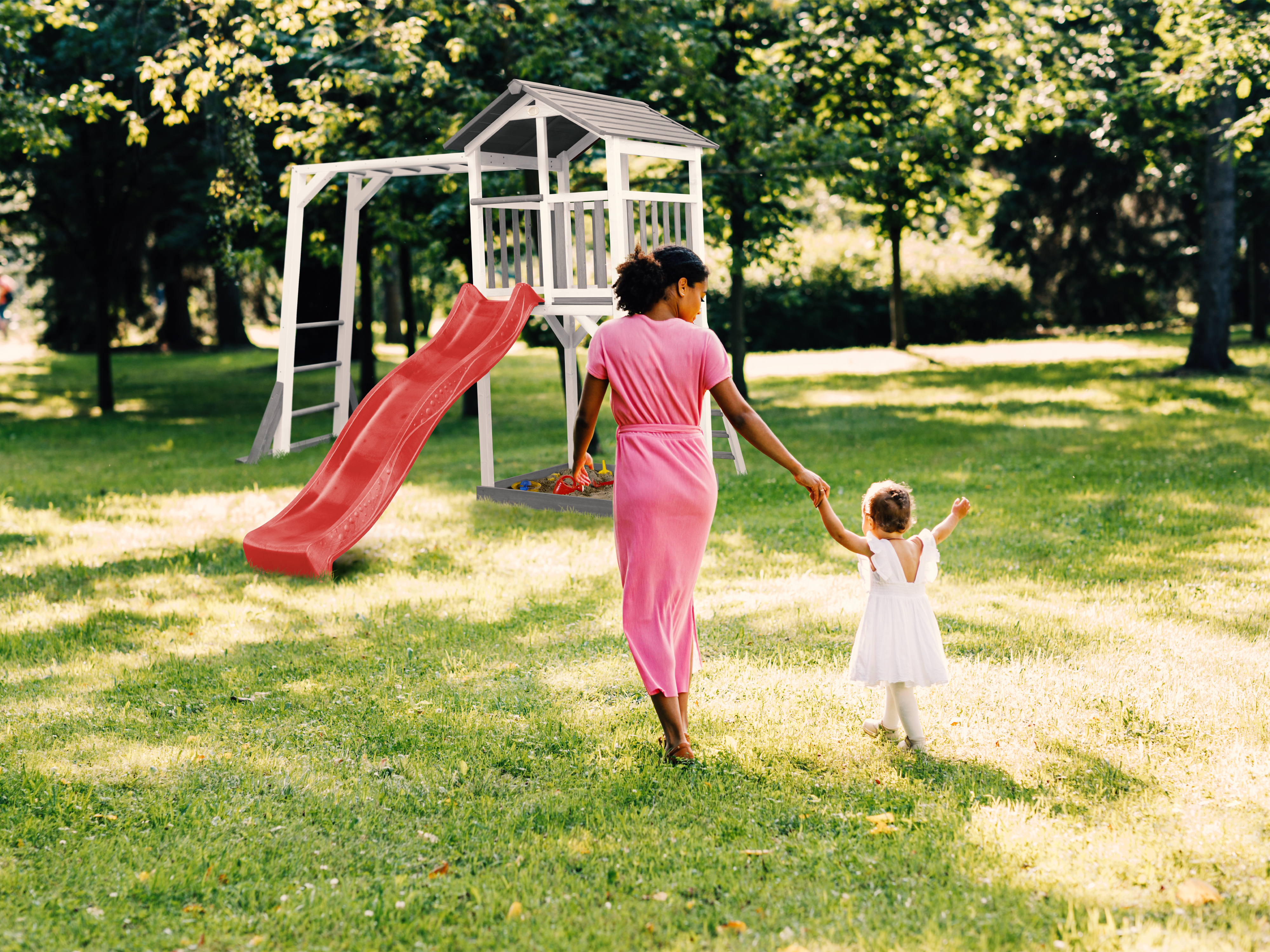 AXI Beach Tower with Climbing Frame Grey/White - Red Slide