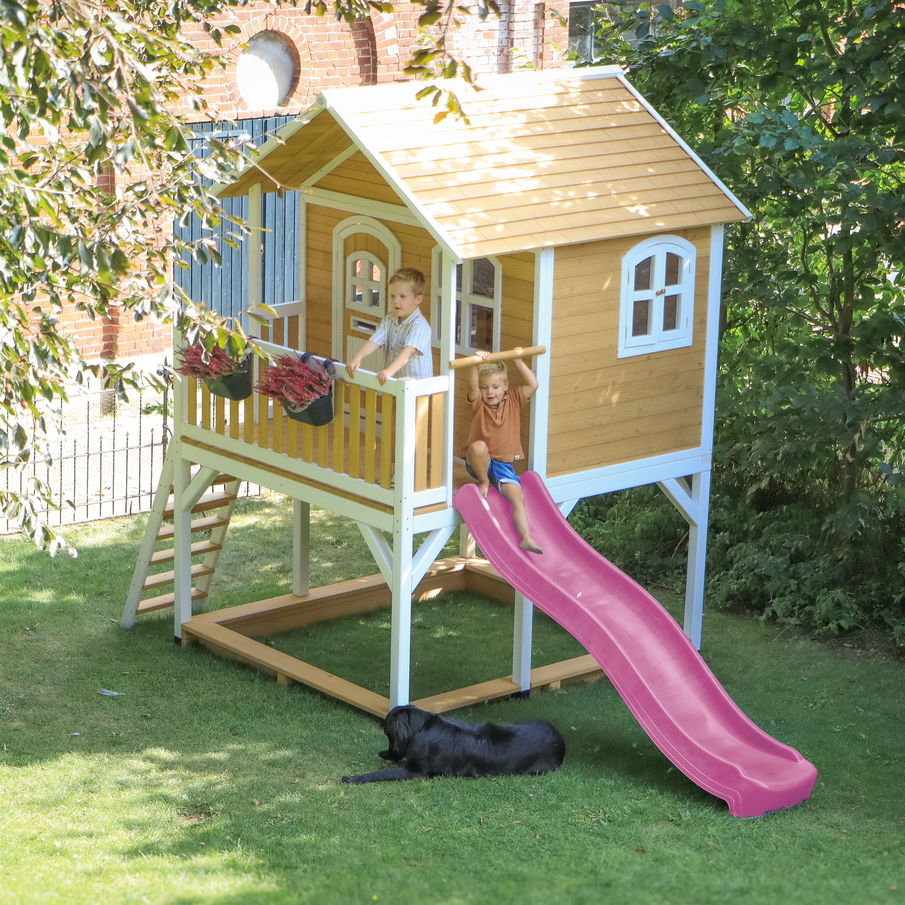 AXI Marc Speelhuis Bruin/wit - Paarse glijbaan