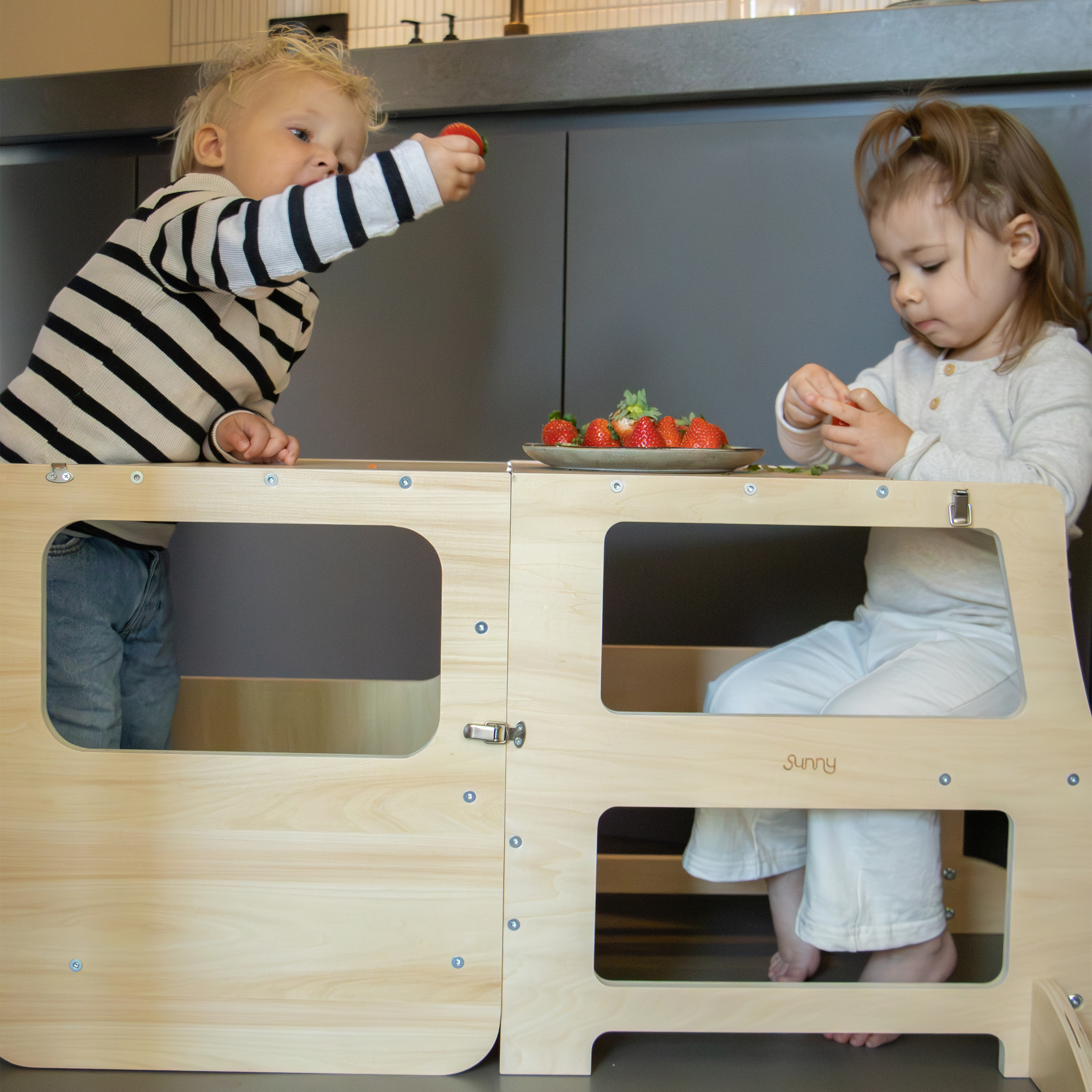 Sunny Mae Learning Tower 2-in-1 Natural