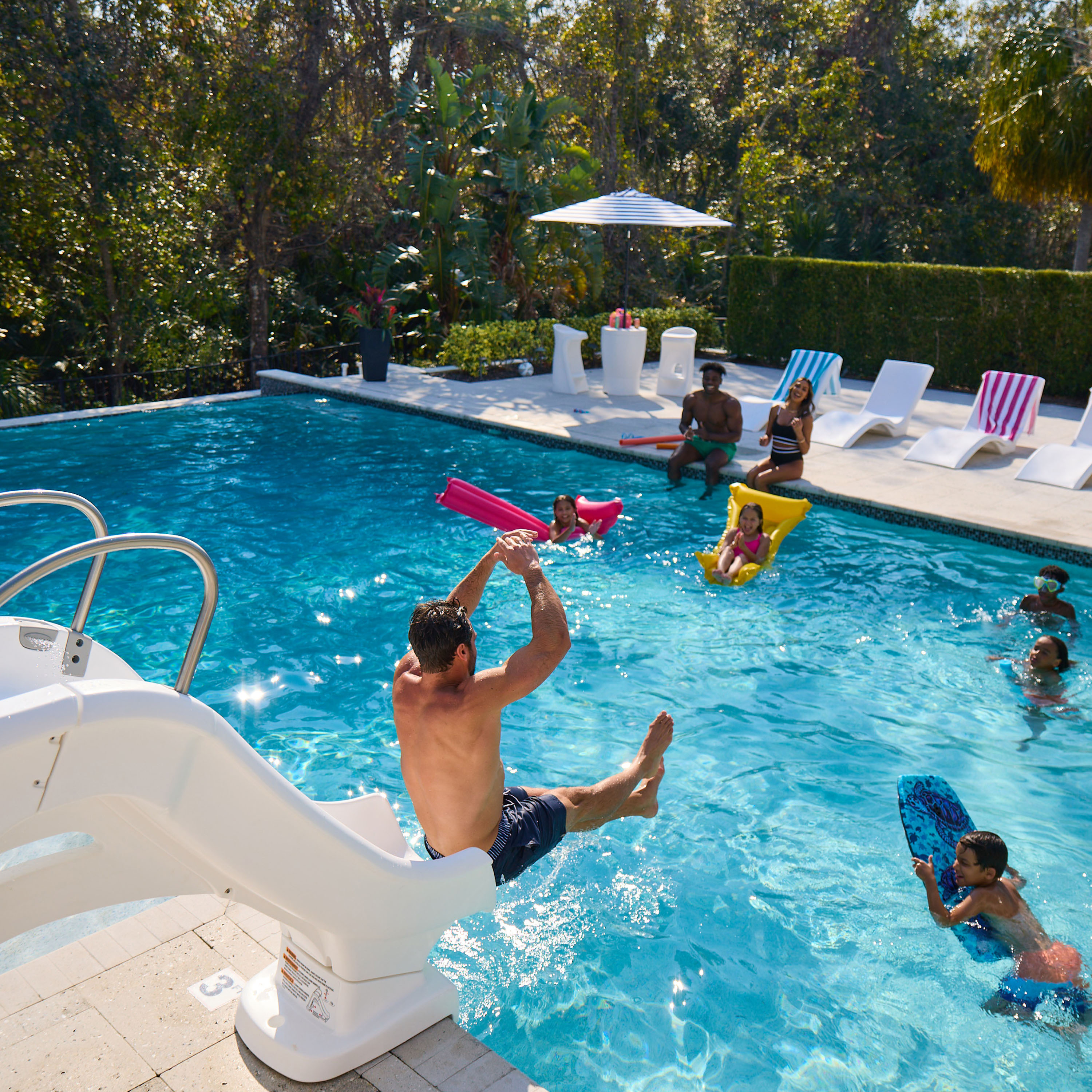 Step2 Vero Poolside Pool Slide White