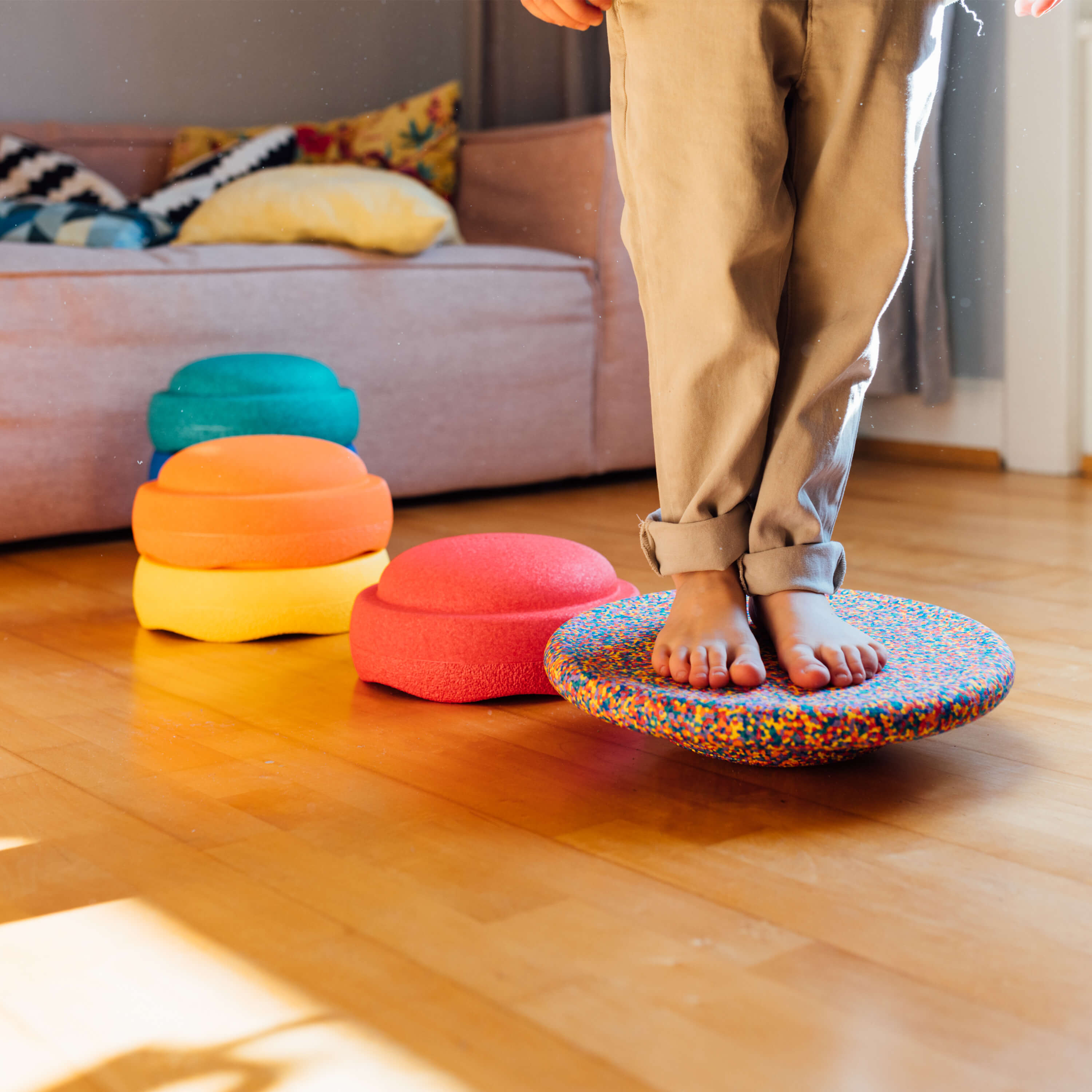 Stapelstein Rainbow Classic Set of 6 + 1 Balance Board