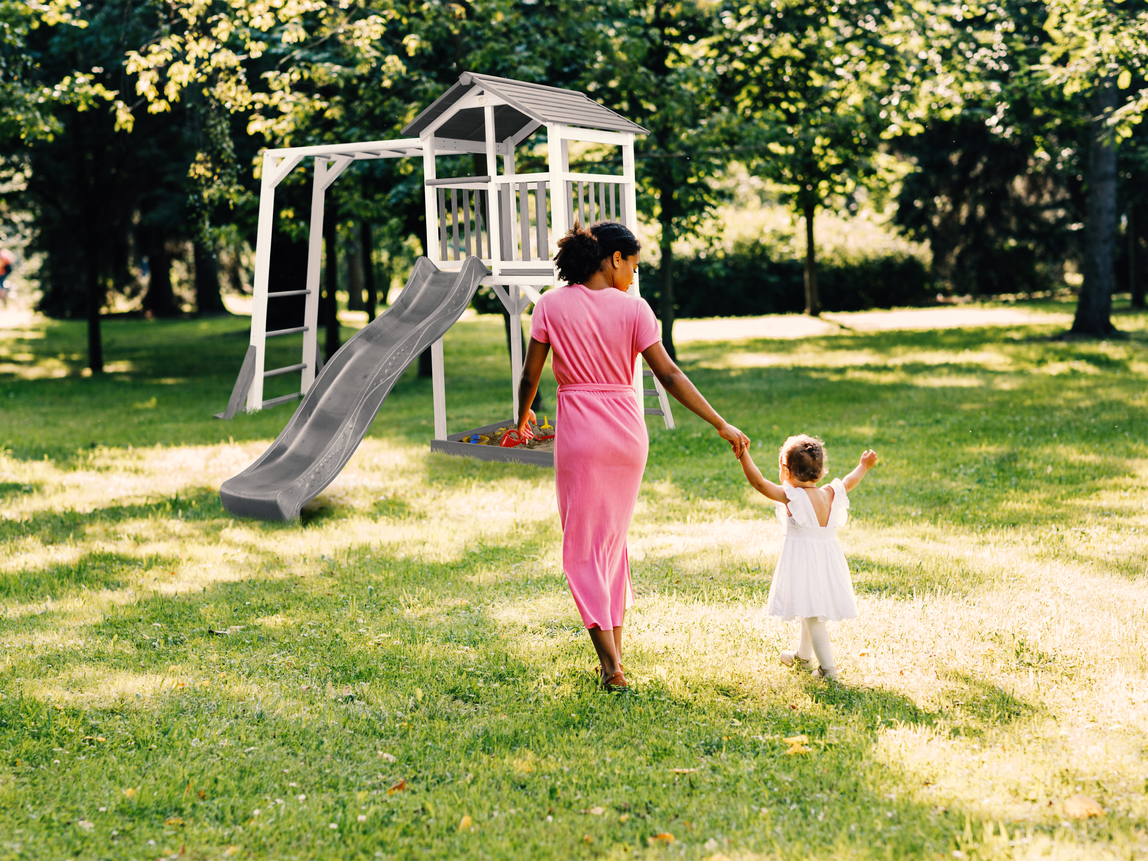 AXI Beach Tower with Climbing Frame Grey/White - Grey Slide