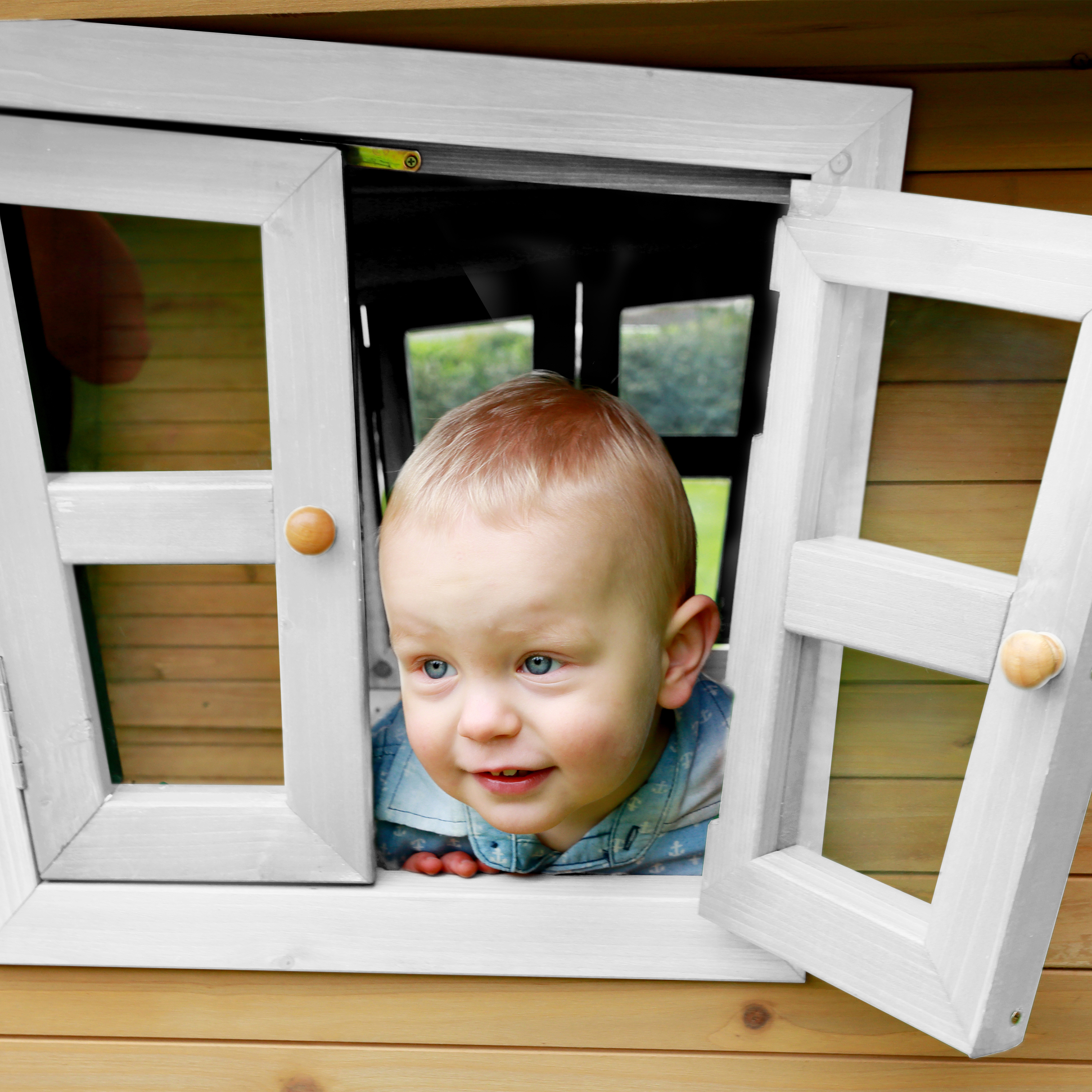 AXI Robin Playhouse Brown/White - White Slide