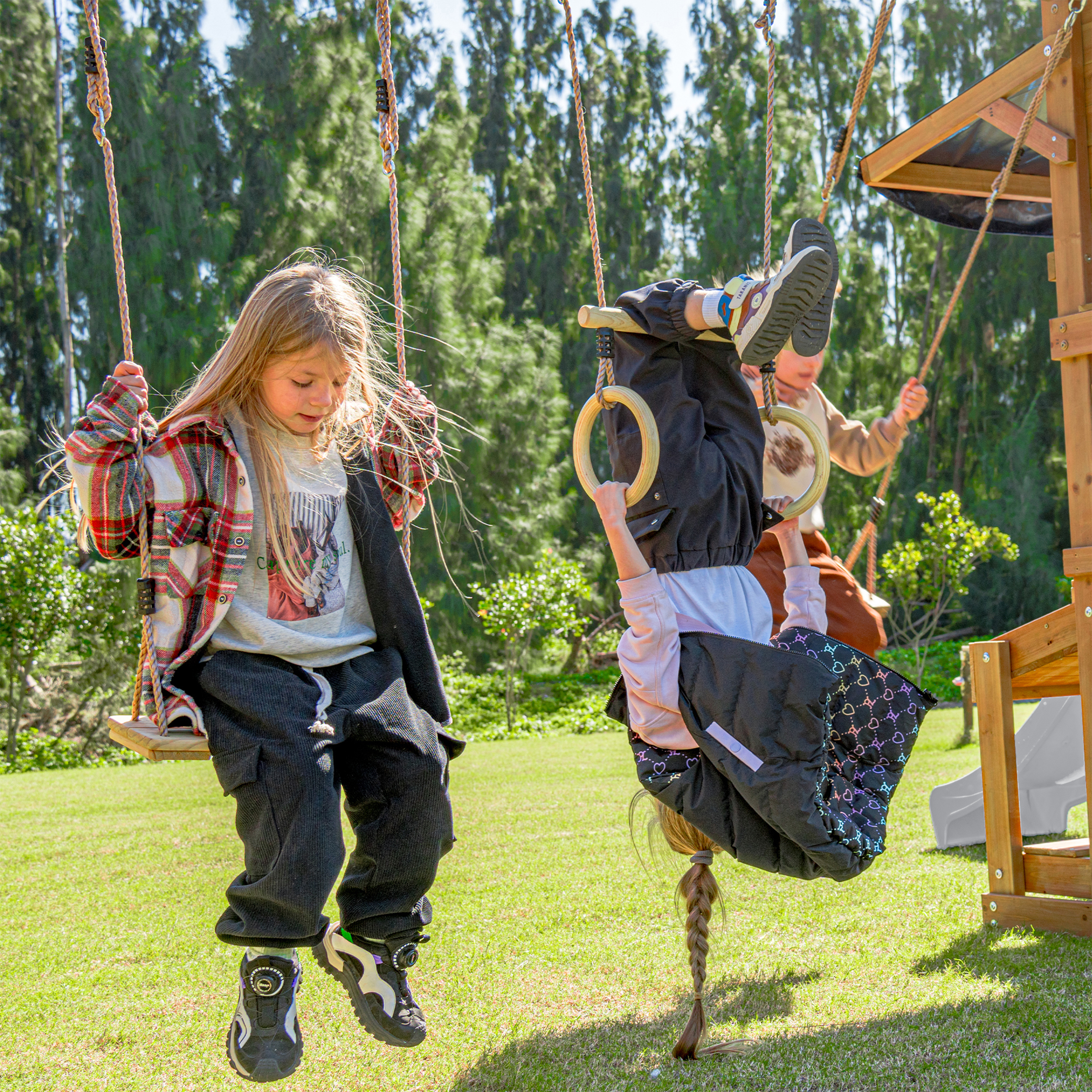 AXI Mitch Climbing Frame with Double Swing, Trapeze and Lookout Tower – White Slide