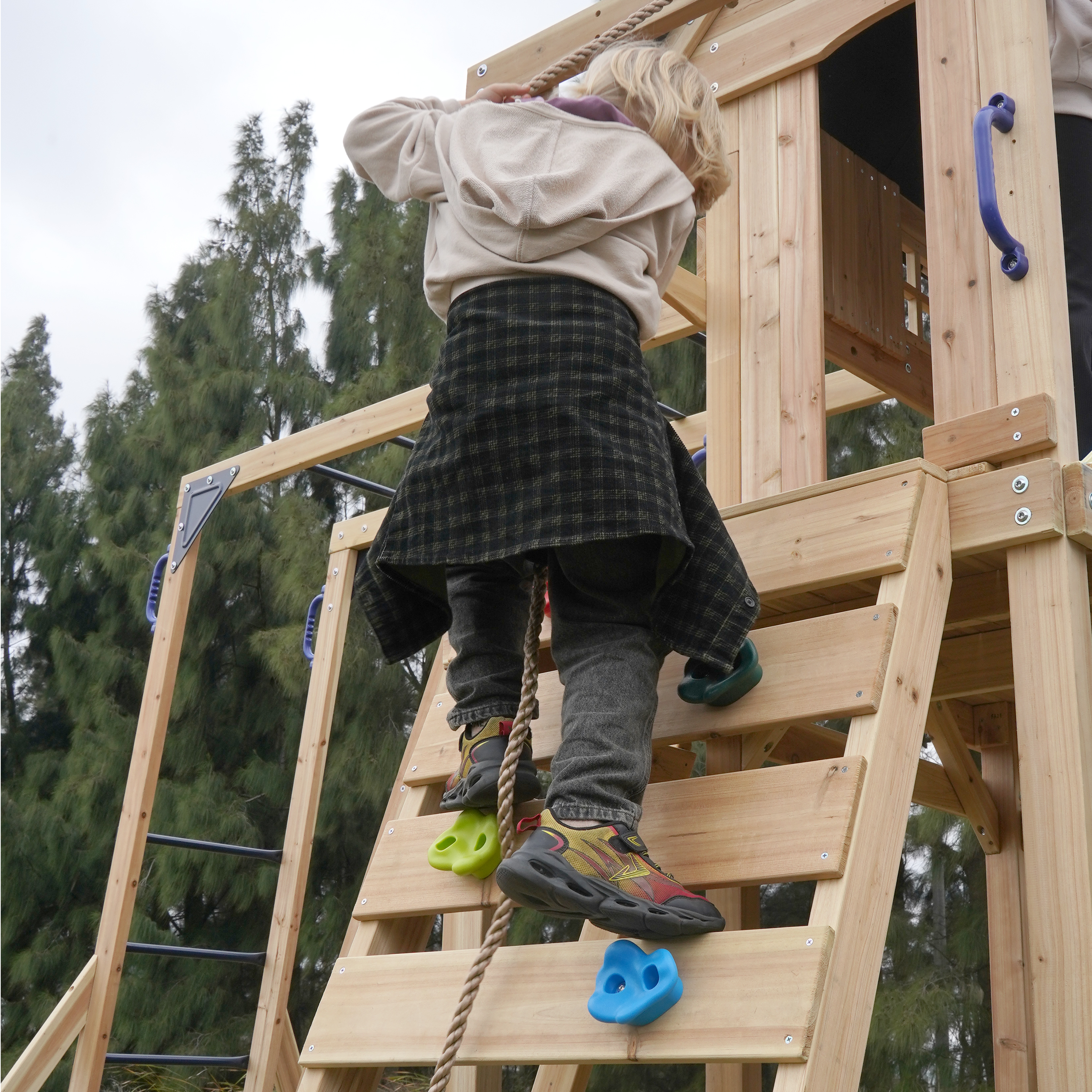 AXI Duncan Climbing Frame with Swings, Climbing Frames and Monkey Bars – Cream Slide