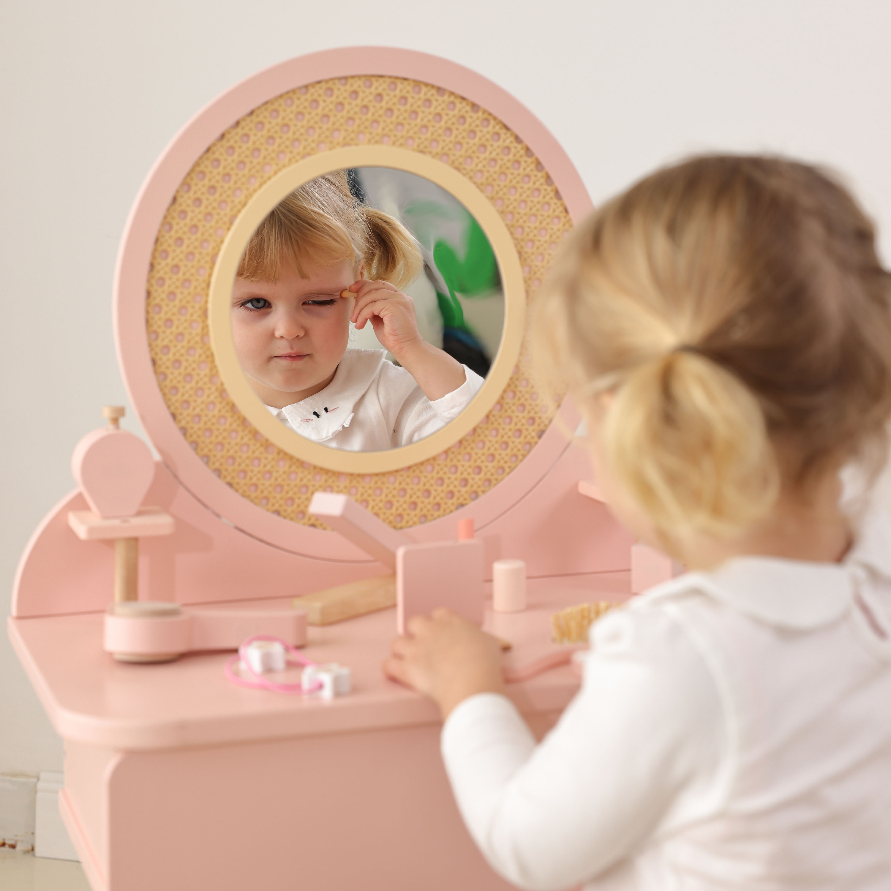 Tooky Toy Wooden Dressing Table with Rattan Look