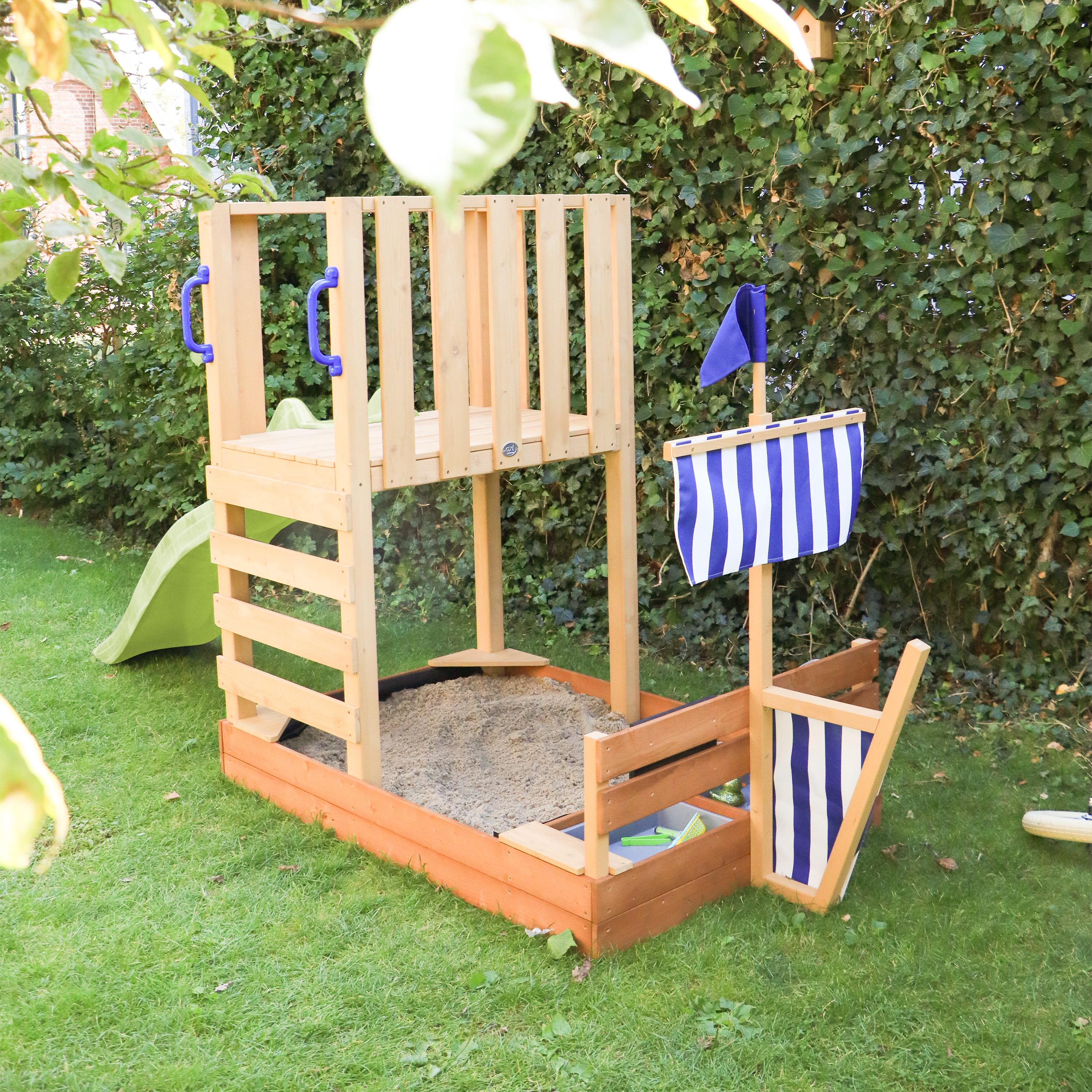 AXI Vicky Climbing Frame with Sandbox. Play Kitchen & Chalkboard – Lime Green Slide