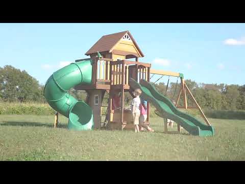 Backyard Discovery Cedar Cove Spielturm mit Schaukeln, Rutsche und Aussichtsturm